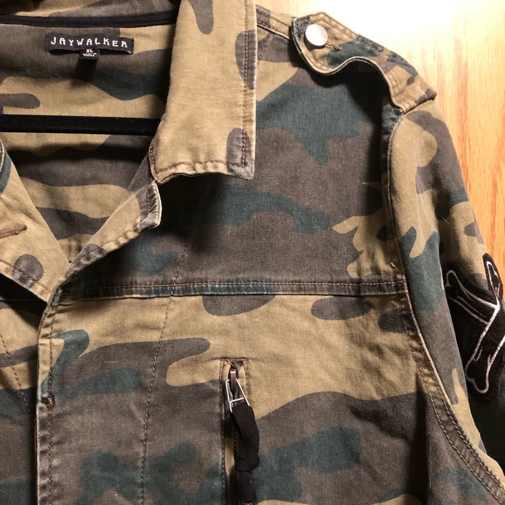 🔥Jaywalker Camo Jacket